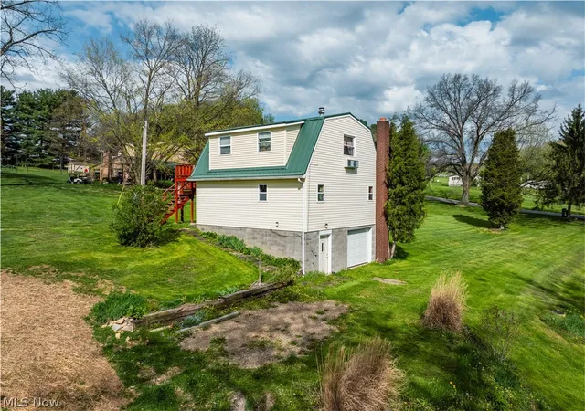 Homes for sale in Dundee, OH | 5884 State Route 93 Nw, Dundee, OH 44624 | MLS# 5205125