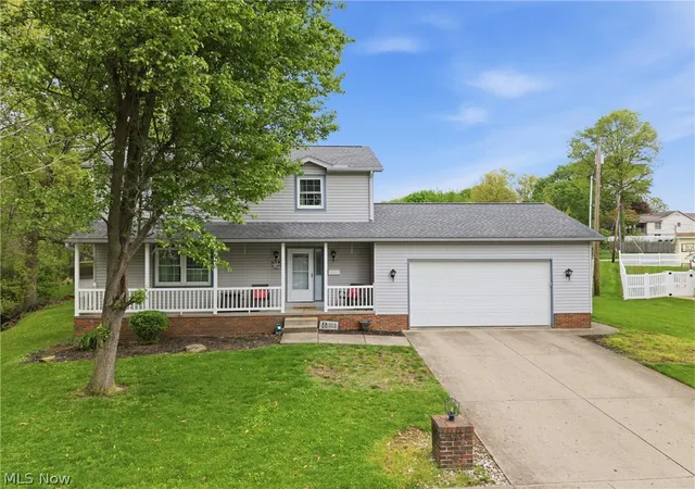 Homes for sale in Dover, OH | 313 Glenview Ave, Dover, OH 44622 | MLS# 5205485