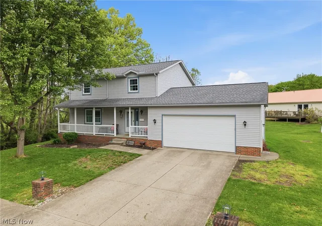 Homes for sale in Dover, OH | 313 Glenview Ave, Dover, OH 44622 | MLS# 5205485