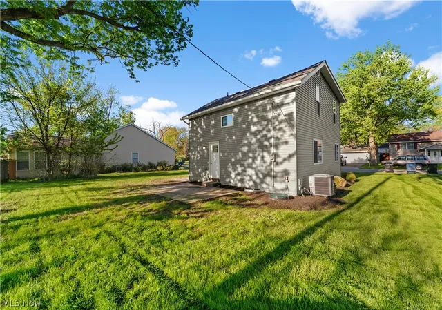 18th image of 620 Pasadena Ave, Sheffield Lake, OH 44054 | MLS# 5206232