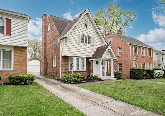 Homes for sale in Shaker Heights, OH | 16724 Scottsdale Blvd, Shaker Heights, OH 44120 | MLS# 5205933