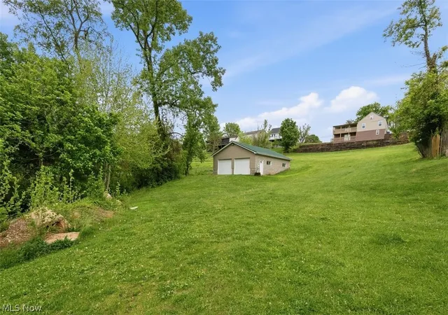 1st image of 0 14th Ave, Parkersburg, WV 26101 | MLS# 5206455