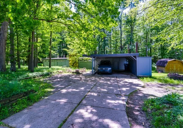 Homes for sale in Middleburg Heights, OH | 7700 Webster Rd, Middleburg Heights, OH 44130 | MLS# 5205413