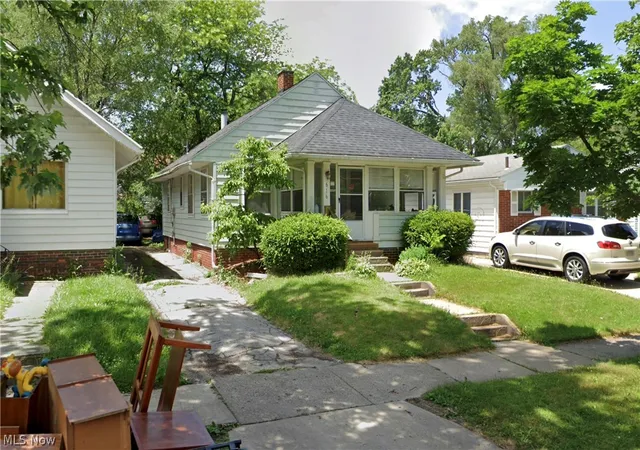 Homes for sale in Toledo, OH | 616 Durango Dr, Toledo, OH 43609 | MLS# 5206526