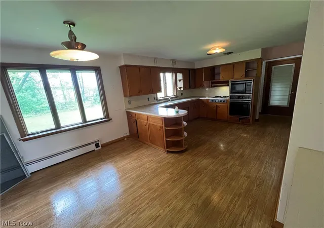 Photo 3 of Sale Pending at 156 Cooper Foster Park Rd W, Lorain, OH 44053 | MLS# 5206555 | Listing updated on 2026-05-15