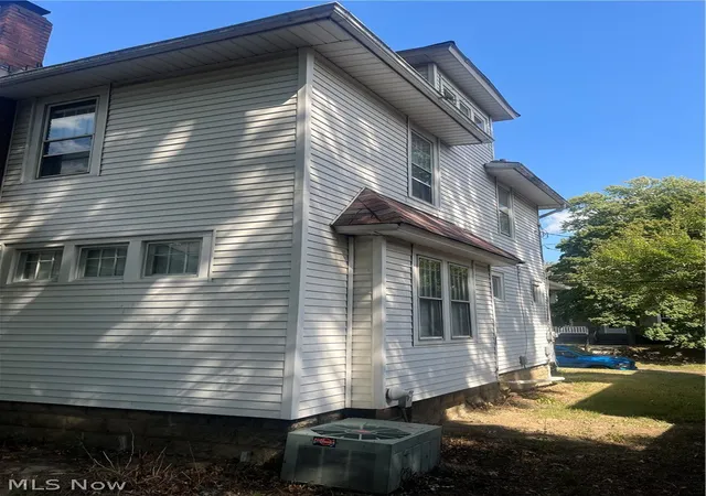 3rd image of 128 Corson Ave, Akron, OH 44302 | MLS# 5203086