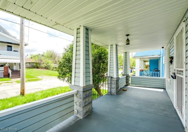 3rd image of 3694 E 143Rd St, Cleveland, OH 44120 | MLS# 5206451