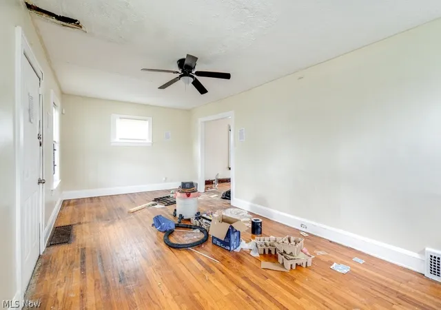 4th image of 3694 E 143Rd St, Cleveland, OH 44120 | MLS# 5206451