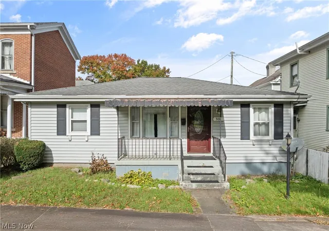 1st image of 308 Whitely St, Bridgeport, OH 43912 | MLS# 5206613