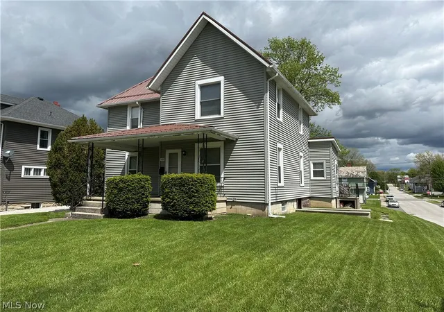 Homes for sale in Willard, OH | 537 Dale Ave, Willard, OH 44890 | MLS# 5206474
