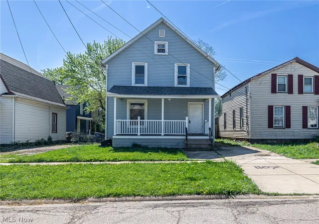 1st image of 1107 W 2nd St, Lorain, OH 44052 | MLS# 5206626