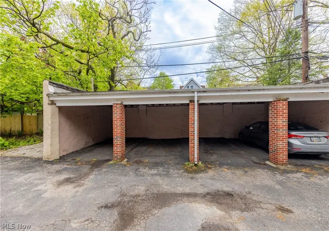 26th image of 2634 Mayfield Rd #4, Cleveland, OH 44106 | MLS# 5206283