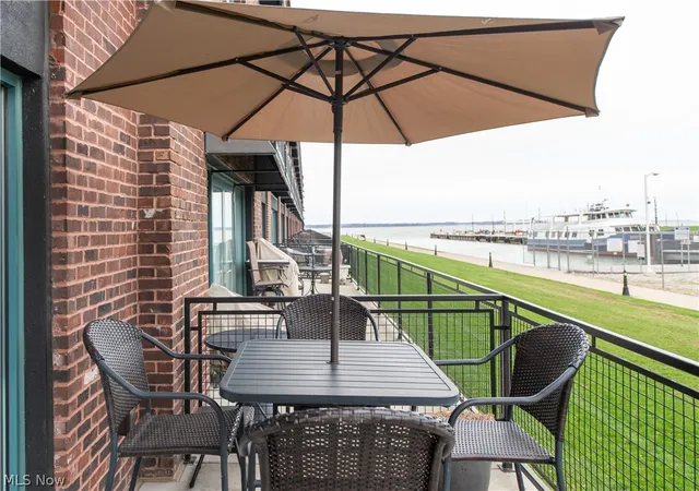 Listing Photo 2 - Condo for sale in building located at 401 W Shoreline Dr, Sandusky, OH 44870 - Unit #101