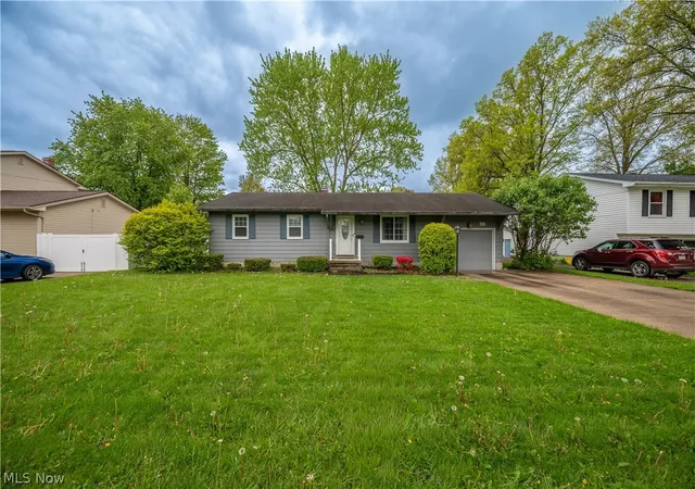 4th image of 4829 New Rd, Youngstown, OH 44515 | MLS# 5206673