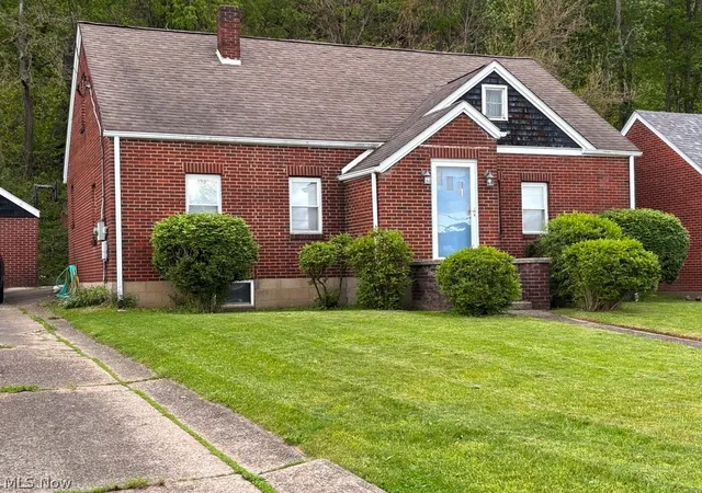 Homes for sale in New Cumberland, WV | 1006 Third Ave, New Cumberland, WV 26047 | MLS# 5206686