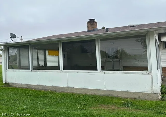 4th image of 207 Forbes Rd, Bedford, OH 44146 | MLS# 5206563