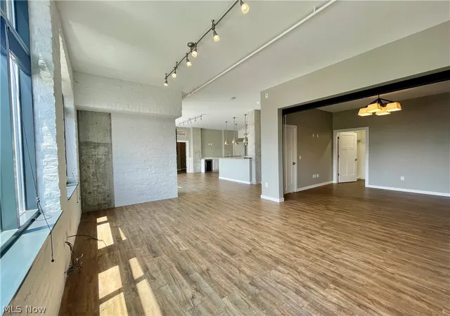 4th image of 21 Furnace #806, Akron, OH 44308 | MLS# 5196641
