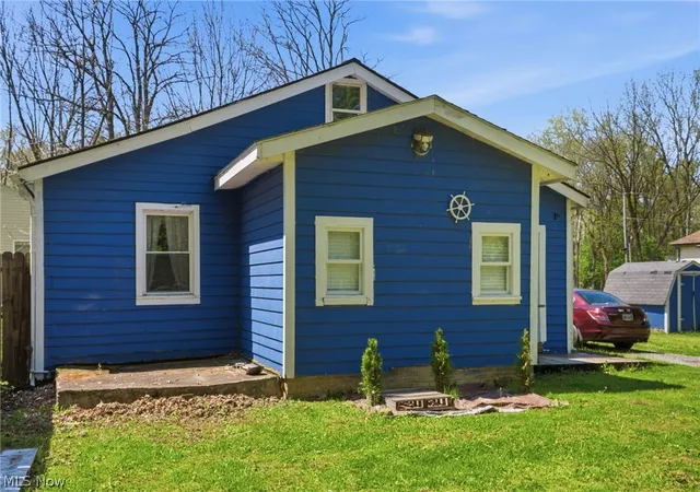 2nd image of 622 Riverside Blvd, Eastlake, OH 44095 | MLS# 5206700