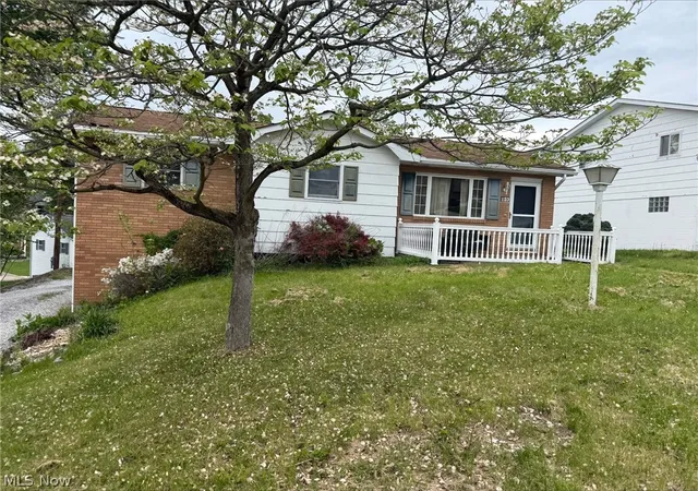 Homes for sale in Wintersville, OH | 133 Susan Dr, Wintersville, OH 43953 | MLS# 5206737