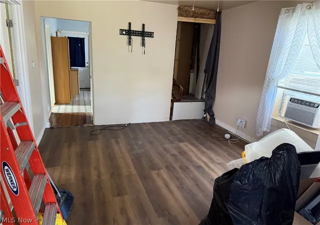 Photo 2 of Single family home for sale at 609 7th Avenue, Parkersburg, WV 26101 | MLS# 5206778 | Listing updated on 2026-09-01