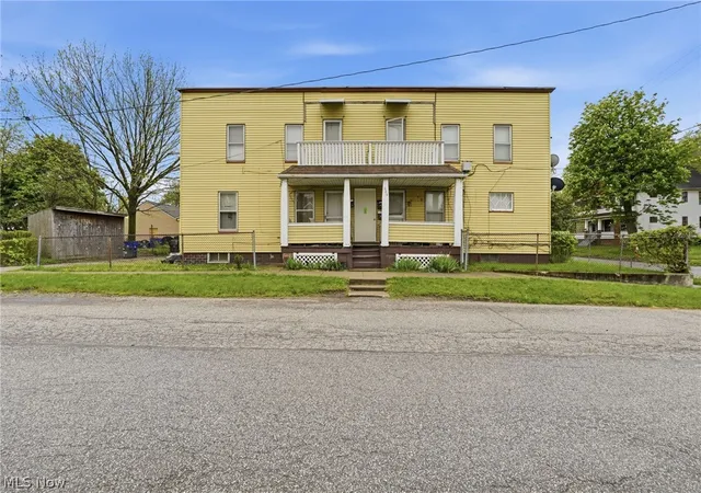 Homes for sale in Cleveland, OH | 689 Midland Ave, Cleveland, OH 44110 | MLS# 5203601