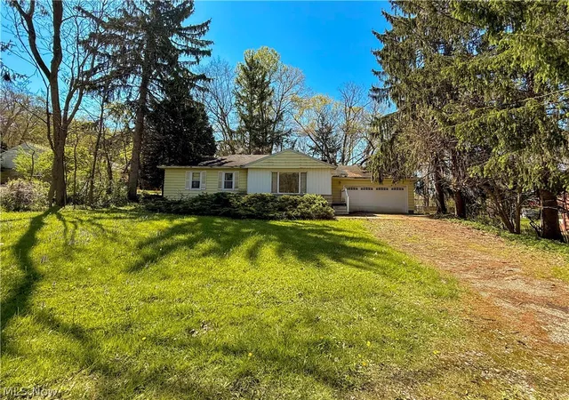 Homes for sale in North Royalton, OH | 9187 Wallings Rd, North Royalton, OH 44133 | MLS# 5206787