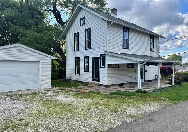 Homes for sale in Coshocton, OH | 1409 Spring St, Coshocton, OH 43812 | MLS# 5206253
