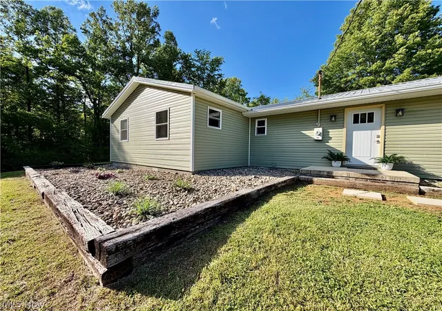 Homes for sale in Amesville, OH | 21750 State Route 550, Amesville, OH 45711 | MLS# 5206610