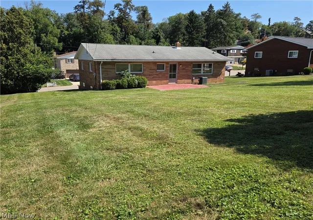 5th image of 238 Meadowbrook Dr, Steubenville, OH 43953 | MLS# 5195837