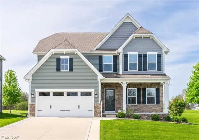 2nd image of 5861 Quarry Lake Dr Se, East Canton, OH 44730 | MLS# 5206808