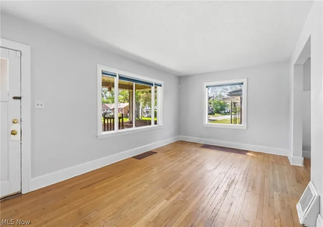 5th image of 330 N Hawkins Ave, Akron, OH 44313 | MLS# 5202614
