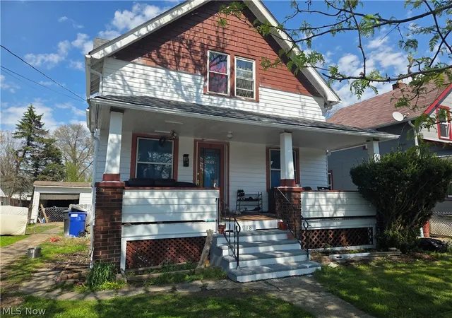 Homes for sale in Cleveland, OH | 10918 Oliver Rd, Cleveland, OH 44111 | MLS# 5206890