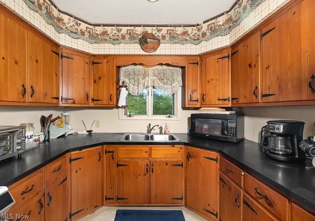 4th image of 2184 State Route 179, Jeromesville, OH 44840 | MLS# 5207003