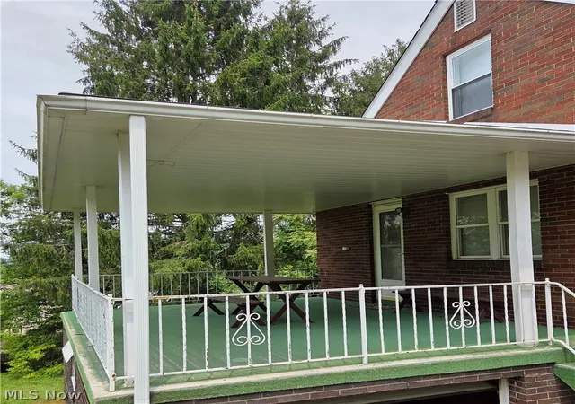 Homes for sale in Weirton, WV | 131 St Ann Way, Weirton, WV 26062 | MLS# 5207008