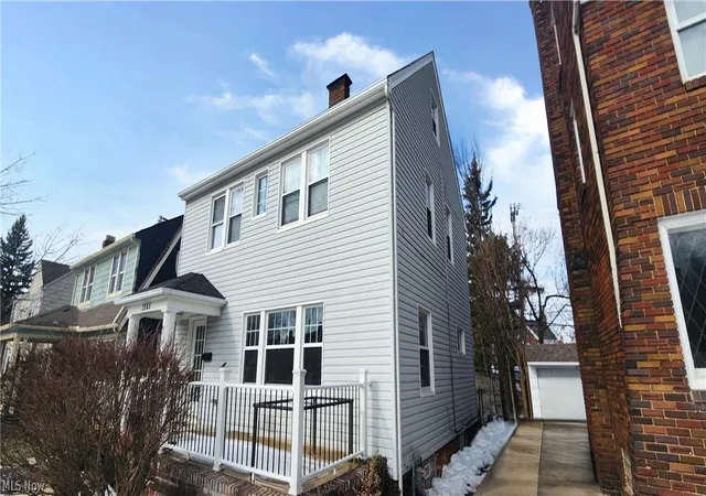 Photo 2 of Single family home for sale at 3565 Silsby Rd, Cleveland, OH 44118 | MLS# 5207065 | Listing updated on 2026-09-22