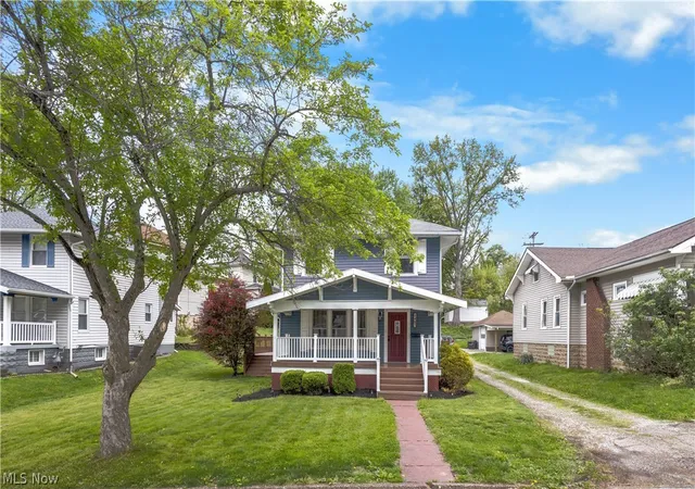 Homes for sale in Cambridge, OH | 1407 Stewart Ave, Cambridge, OH 43725 | MLS# 5204879