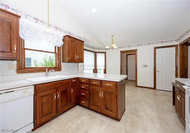 2nd image of 738 Danberry Dr, Wooster, OH 44691 | MLS# 5207130