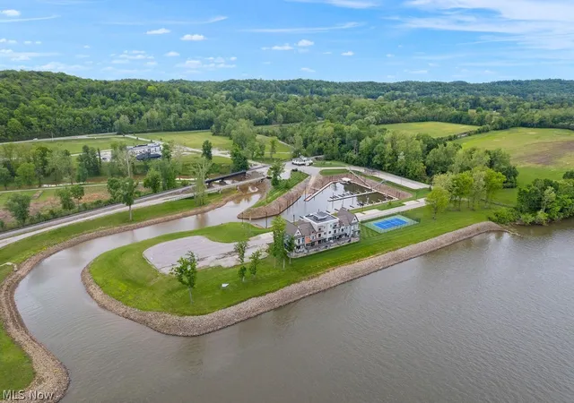 Photo 34 of Townhouse for sale at 502 Harbor Dr, Williamstown, WV 26187 | MLS# 5206838 | Listing updated on 2026-08-04