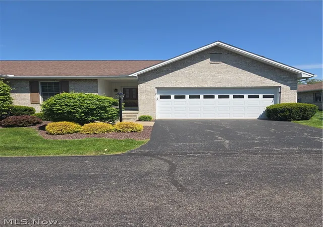 Photo 1 of Condo for sale at 193 Mathews Rd, Youngstown, OH 44512 | MLS# 5206591 | Listing updated on 2026-08-21