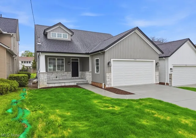 3rd image of 7133 Marcelline Ct, Cleveland, OH 44125 | MLS# 5206122