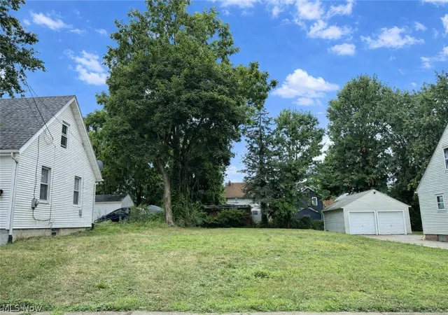 1st image of Beardsley St, Akron, OH 44301 | MLS# 5207238