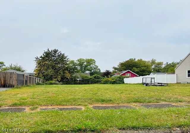 1st image of 902 Chinook Ave, Akron, OH 44305 | MLS# 5207381