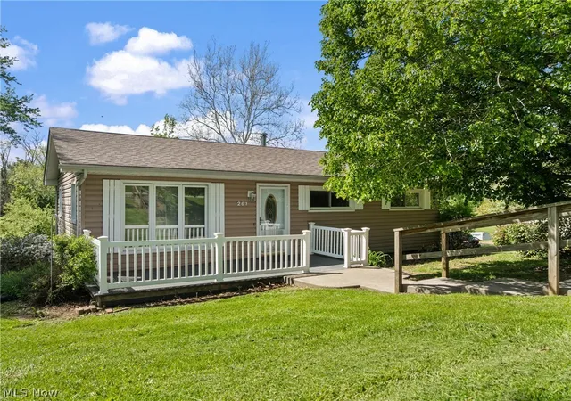 1st image of 267 Kings Dr, Steubenville, OH 43952 | MLS# 5205365