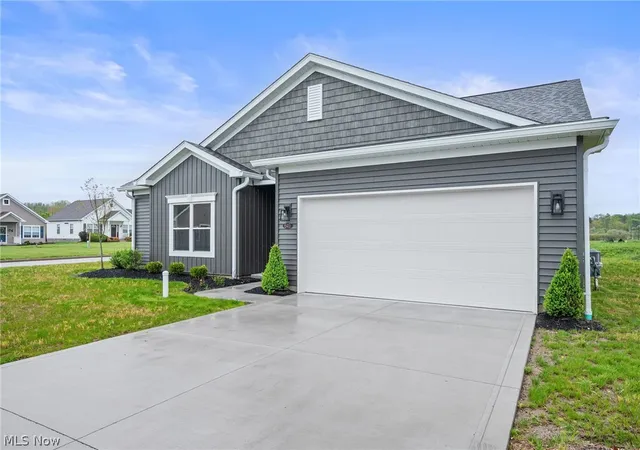 Photo 3 of Condo for sale at 649 Southbay Dr, Wadsworth, OH 44281 | MLS# 5207110 | Listing updated on 2026-09-21