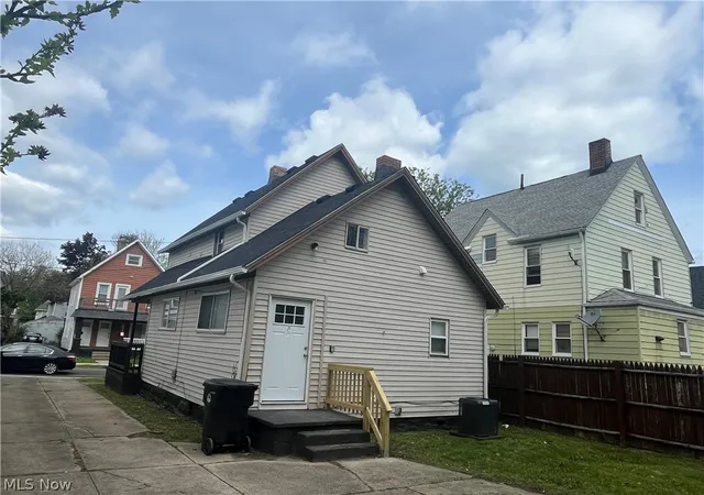 Homes for sale in Cleveland, OH | 1309 W 87th St, Cleveland, OH 44102 | MLS# 5187117