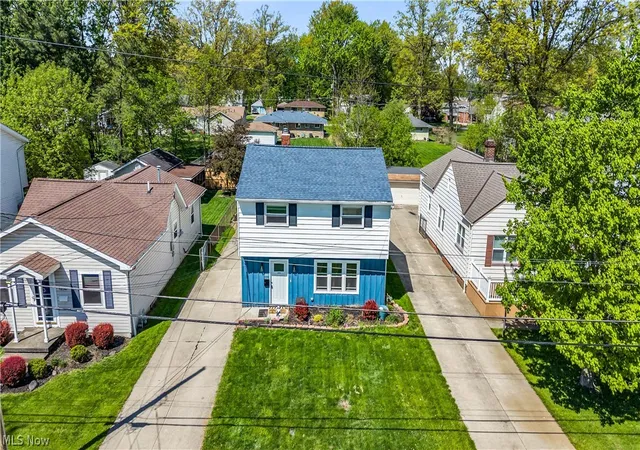 Homes for sale in Eastlake, OH | 1248 E 359th St, Eastlake, OH 44095 | MLS# 5207360