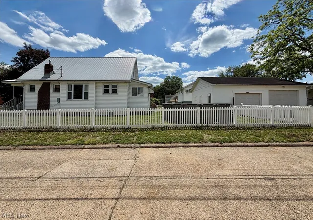 3rd image of 3107 9Th Ave, Vienna, WV 26105 | MLS# 5207453