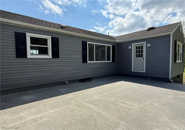 Homes for sale in Coshocton, OH | 700 Swayne St, Coshocton, OH 43812 | MLS# 5207547