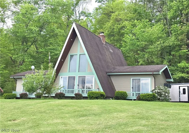 Photo 3 of Sale Pending at 8465 Blackrun Rd, Nashport, OH 43830 | MLS# 5207112 | Listing updated on 2026-10-03