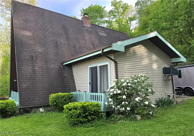 Photo 3 of Sale Pending at 8465 Blackrun Rd, Nashport, OH 43830 | MLS# 5207112 | Listing updated on 2026-10-03